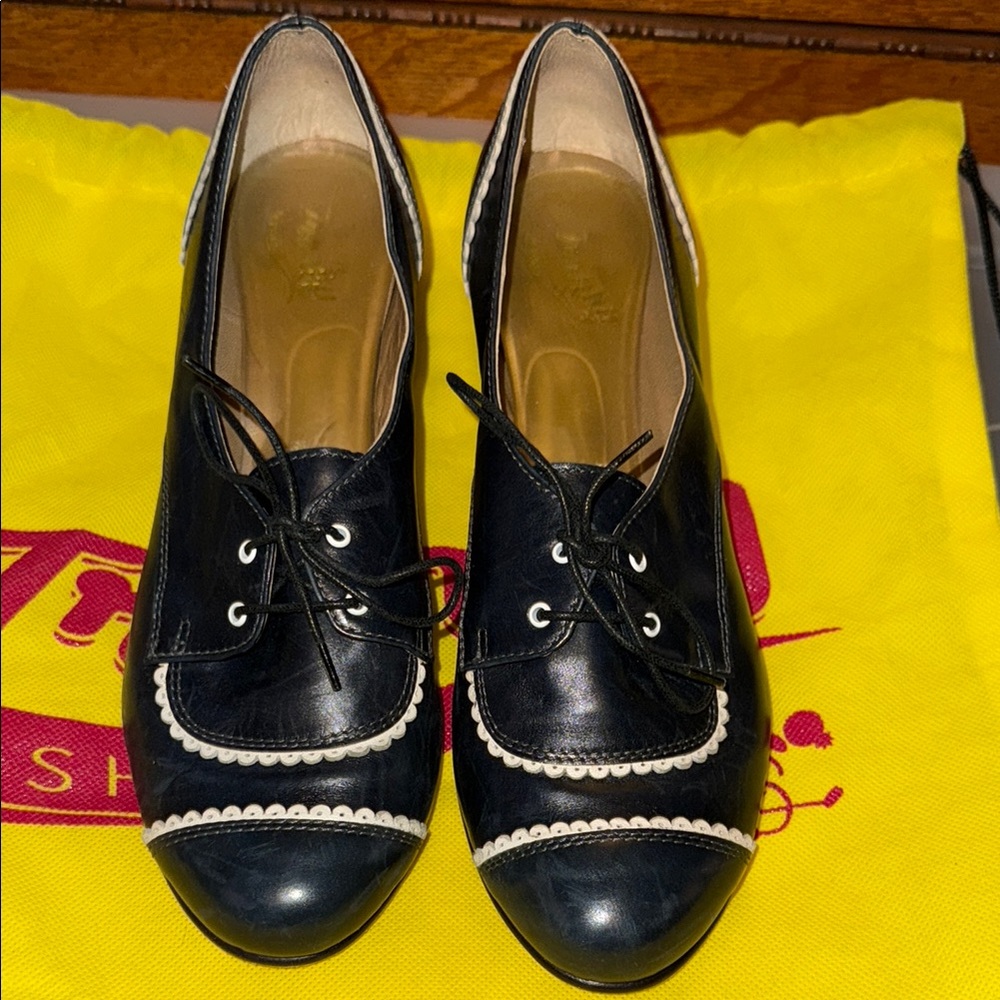 Black and White Women's dance shoes by Tranky shoes